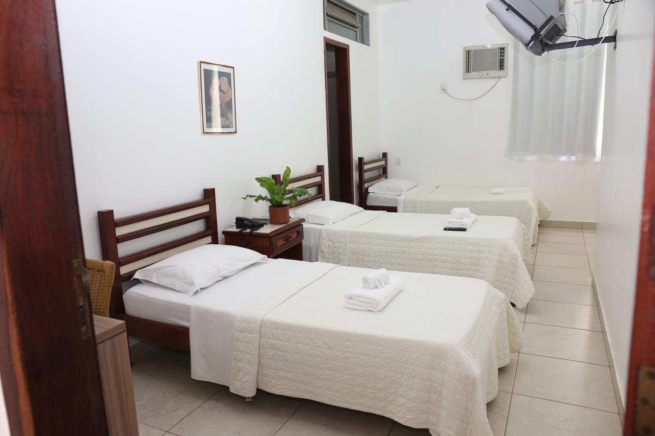 Licia Hotel Joao Pinheiro Exterior photo